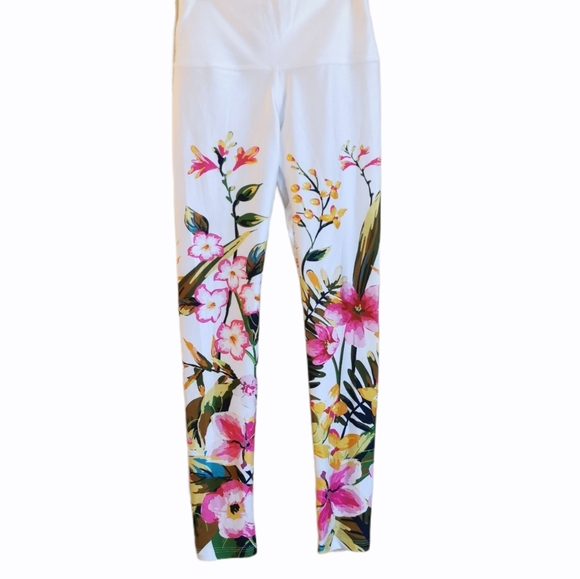 Pineapple Clothing Pants - 3/$20 Floral YOGA Pants Leggings XS